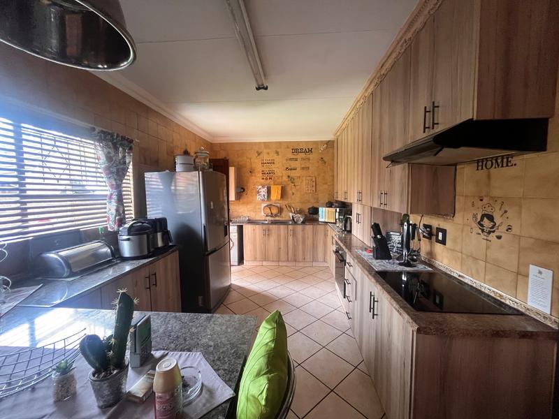 5 Bedroom Property for Sale in Dennesig Mpumalanga