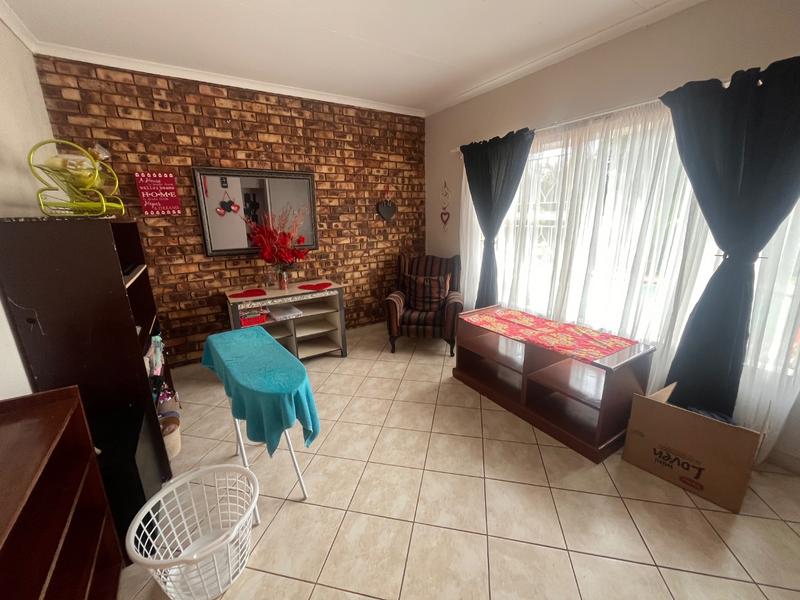 5 Bedroom Property for Sale in Dennesig Mpumalanga