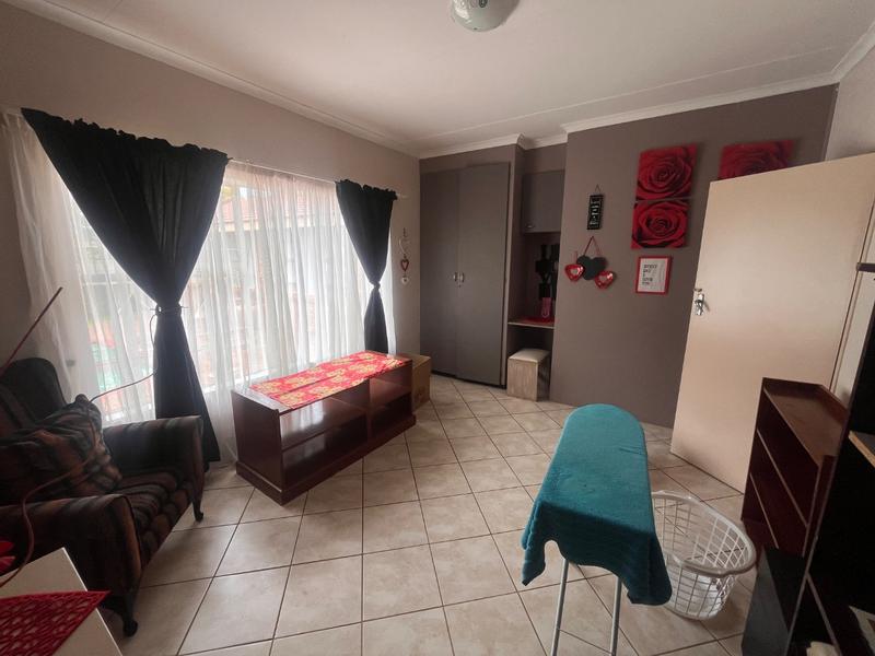 5 Bedroom Property for Sale in Dennesig Mpumalanga