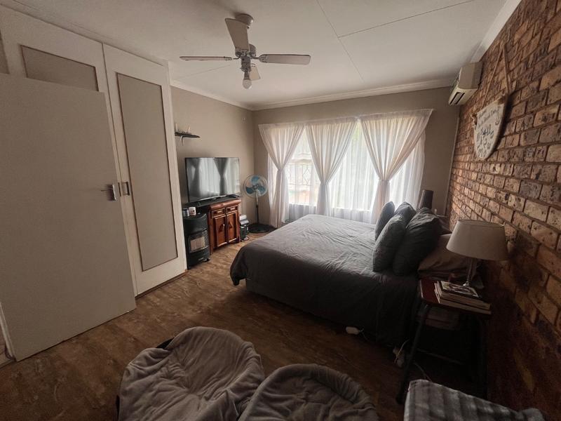 5 Bedroom Property for Sale in Dennesig Mpumalanga