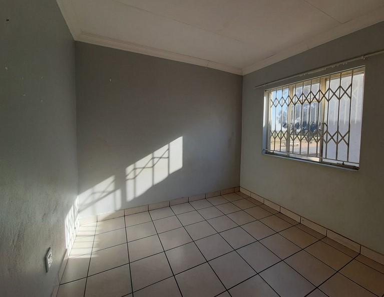 2 Bedroom Property for Sale in Eloff Mpumalanga