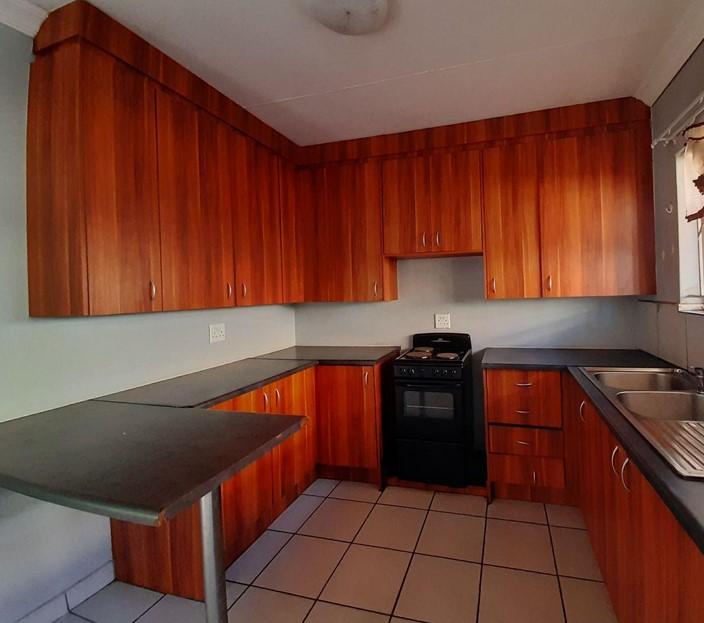 2 Bedroom Property for Sale in Eloff Mpumalanga