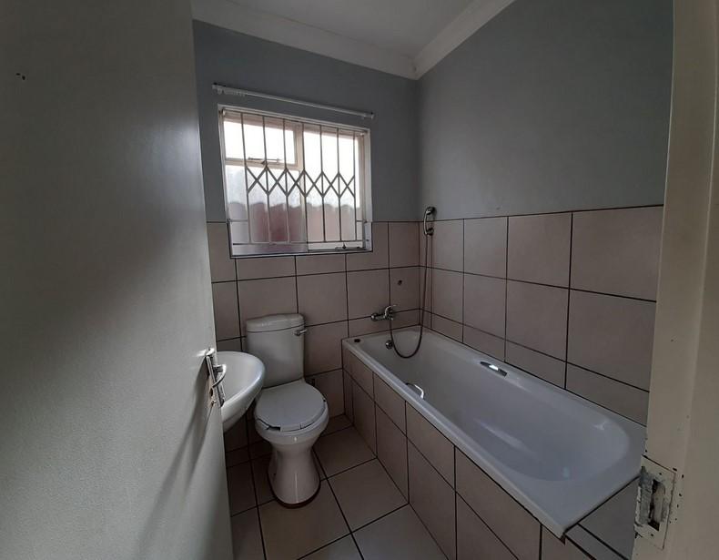 2 Bedroom Property for Sale in Eloff Mpumalanga