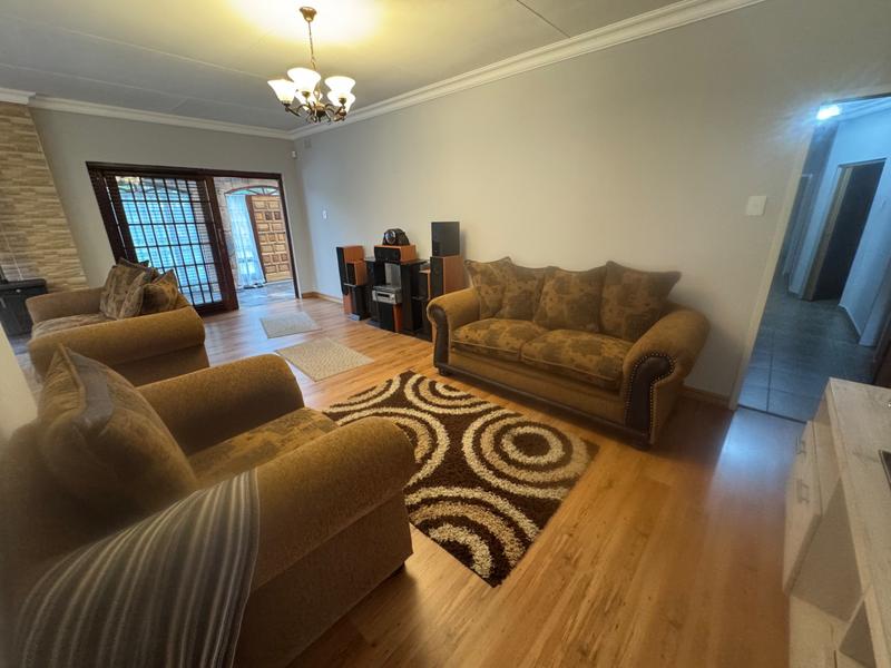 4 Bedroom Property for Sale in Gholfsig Mpumalanga