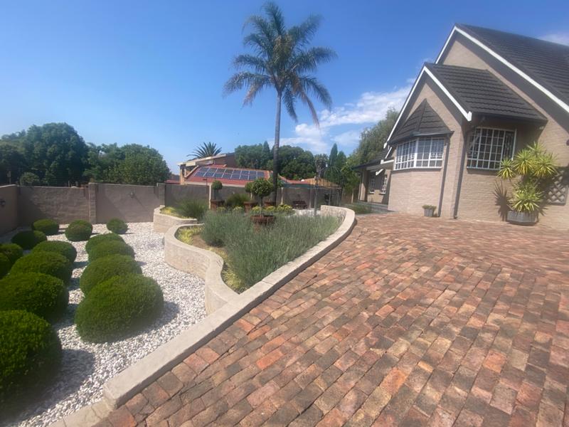 5 Bedroom Property for Sale in Gholfsig Mpumalanga