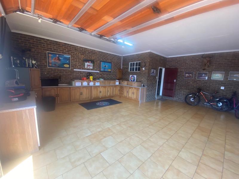 5 Bedroom Property for Sale in Gholfsig Mpumalanga