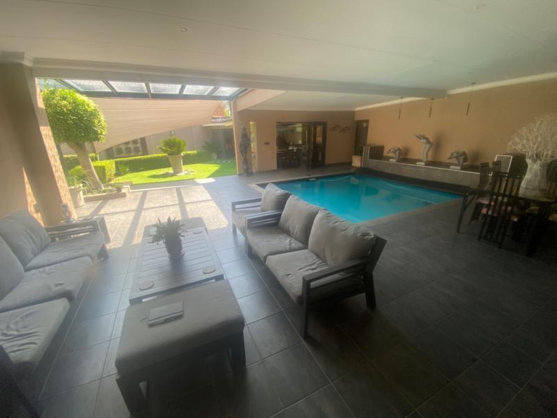 5 Bedroom Property for Sale in Gholfsig Mpumalanga