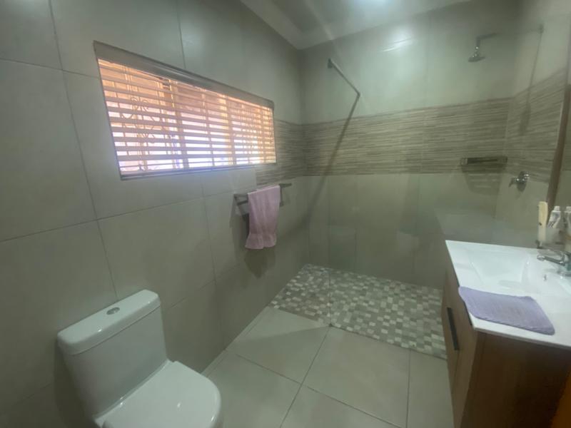 5 Bedroom Property for Sale in Gholfsig Mpumalanga