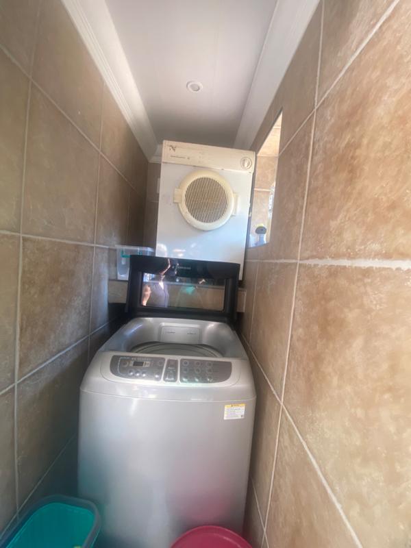 5 Bedroom Property for Sale in Gholfsig Mpumalanga