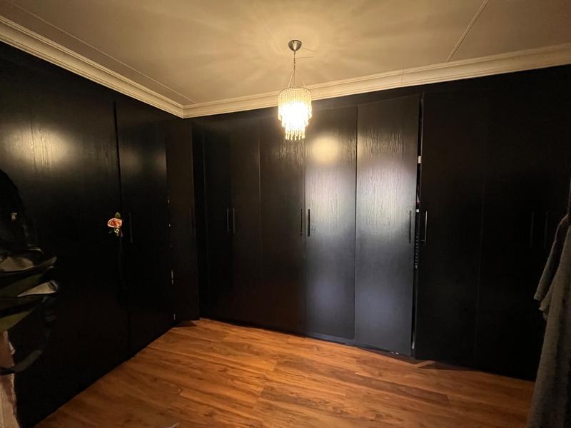 4 Bedroom Property for Sale in Aerorand Mpumalanga