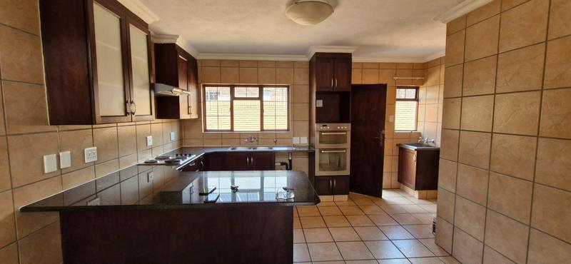 3 Bedroom Property for Sale in Middelburg Central Mpumalanga