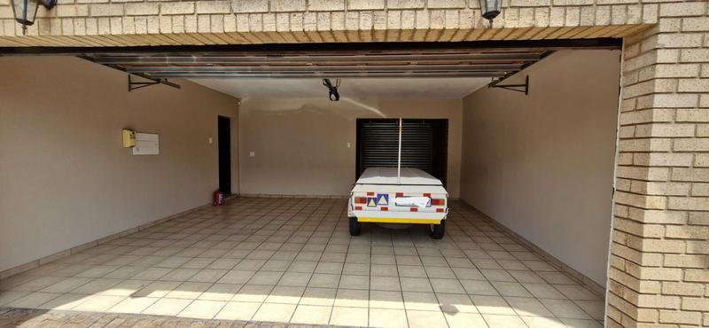 3 Bedroom Property for Sale in Middelburg Central Mpumalanga