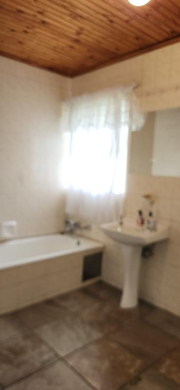5 Bedroom Property for Sale in Secunda Mpumalanga