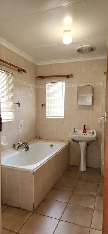 5 Bedroom Property for Sale in Secunda Mpumalanga