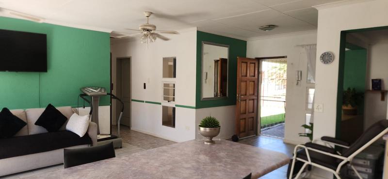 To Let 3 Bedroom Property for Rent in Trichardt Mpumalanga