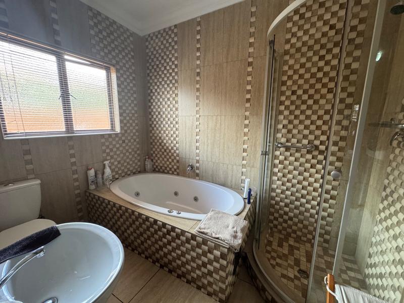 3 Bedroom Property for Sale in Clubville Mpumalanga