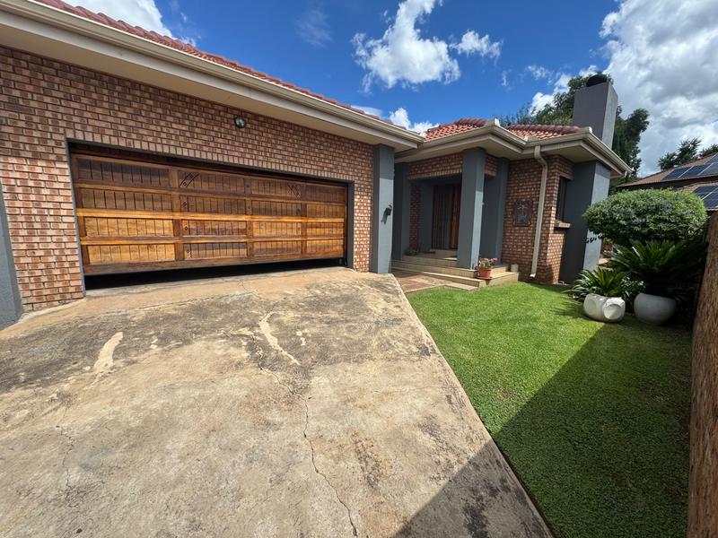 3 Bedroom Property for Sale in Clubville Mpumalanga