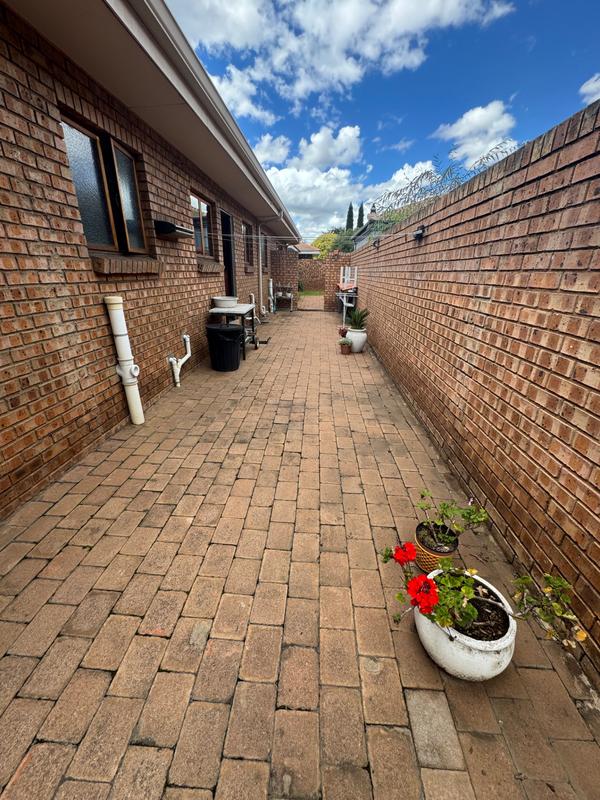 3 Bedroom Property for Sale in Clubville Mpumalanga