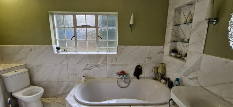 4 Bedroom Property for Sale in Aerorand Mpumalanga