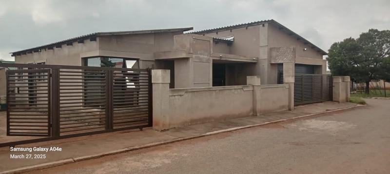 3 Bedroom Property for Sale in Botleng Ext 4 Mpumalanga