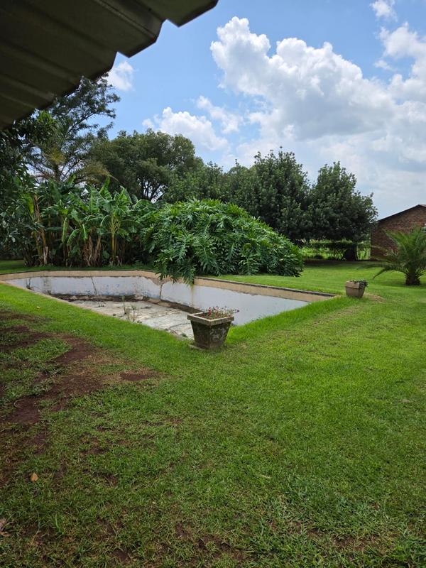 9 Bedroom Property for Sale in Stoffberg Mpumalanga