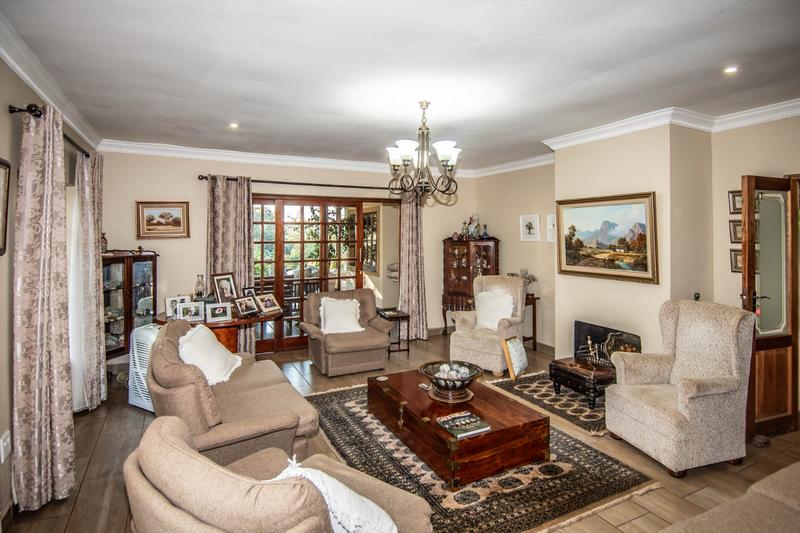 9 Bedroom Property for Sale in White River Estates Mpumalanga