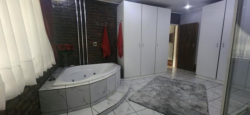 3 Bedroom Property for Sale in Standerton Mpumalanga