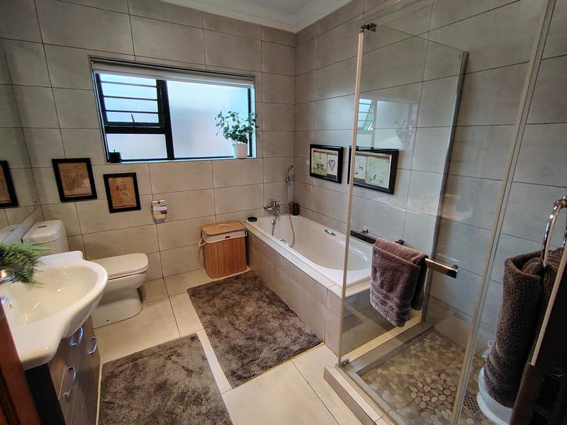 4 Bedroom Property for Sale in Roberts Estate Mpumalanga