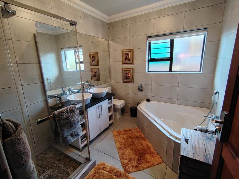 4 Bedroom Property for Sale in Roberts Estate Mpumalanga