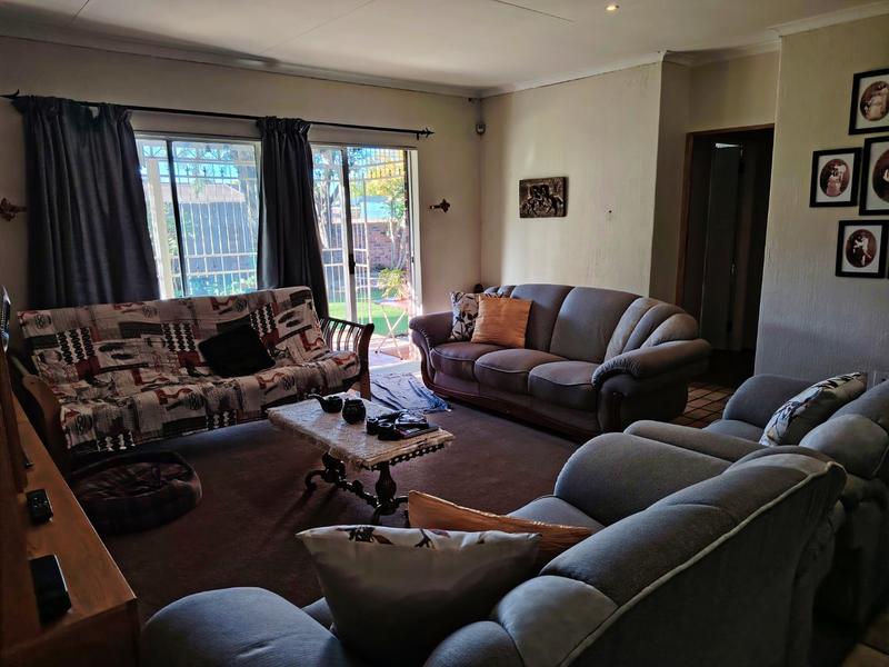 5 Bedroom Property for Sale in Middelburg South Mpumalanga