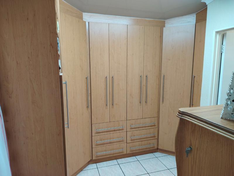 5 Bedroom Property for Sale in Middelburg South Mpumalanga