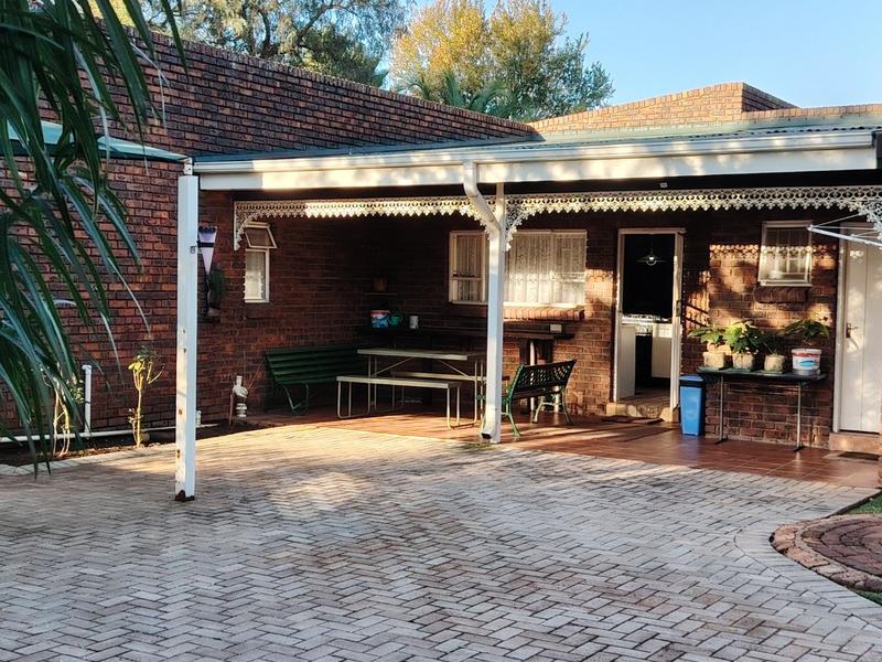 5 Bedroom Property for Sale in Middelburg South Mpumalanga