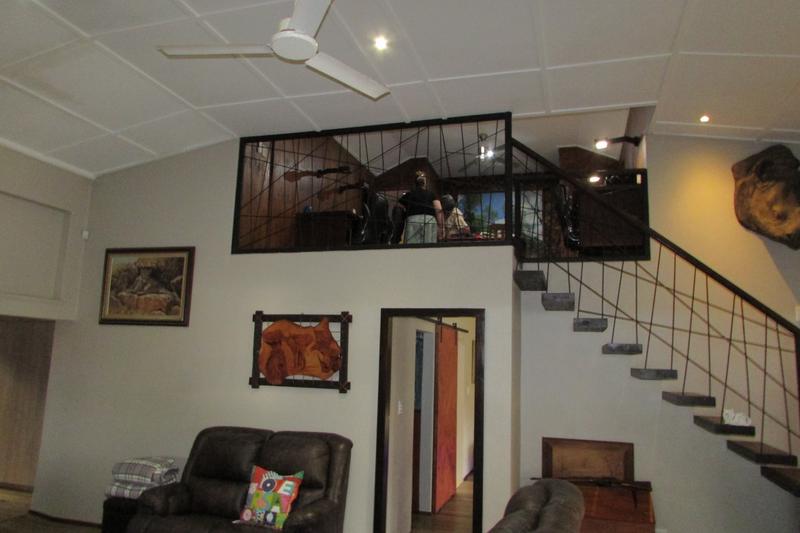 5 Bedroom Property for Sale in White River Mpumalanga