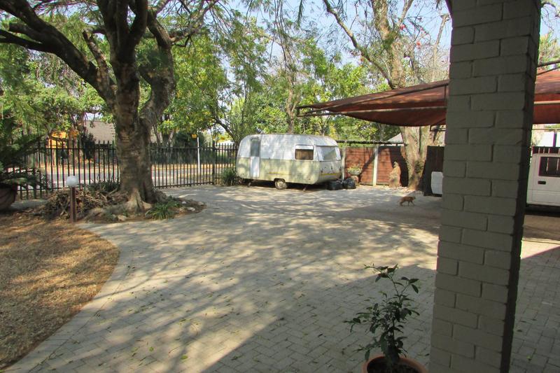 5 Bedroom Property for Sale in White River Mpumalanga