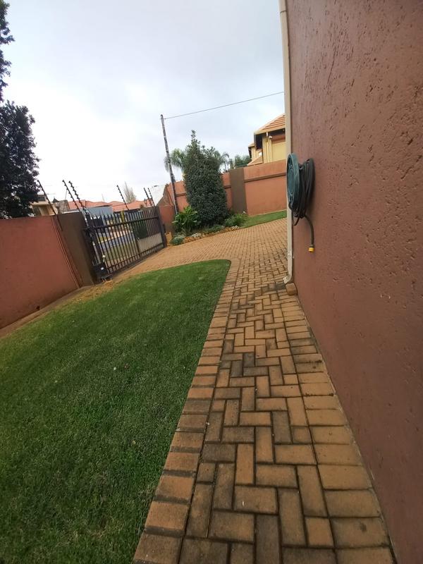 3 Bedroom Property for Sale in Aerorand Mpumalanga