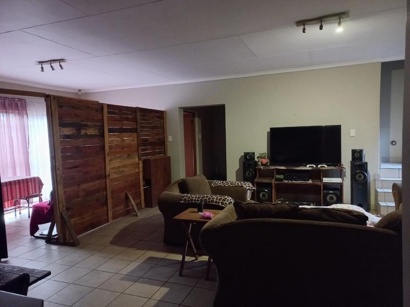 3 Bedroom Property for Sale in Aerorand Mpumalanga