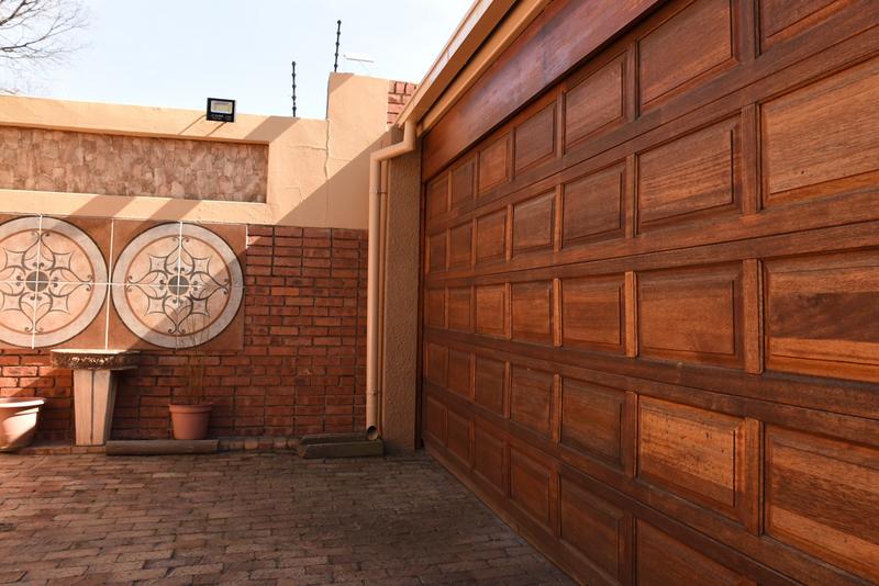 6 Bedroom Property for Sale in Secunda Mpumalanga