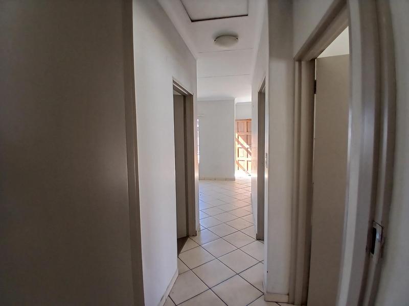 To Let 3 Bedroom Property for Rent in Ermelo Mpumalanga
