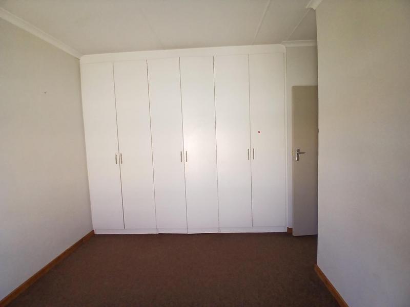 To Let 3 Bedroom Property for Rent in Ermelo Mpumalanga