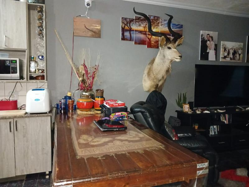 2 Bedroom Property for Sale in White River Mpumalanga