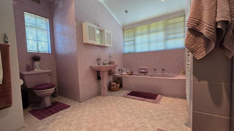 5 Bedroom Property for Sale in Barberton Mpumalanga
