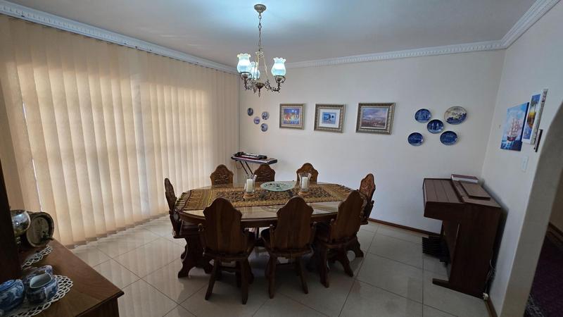 5 Bedroom Property for Sale in Barberton Mpumalanga