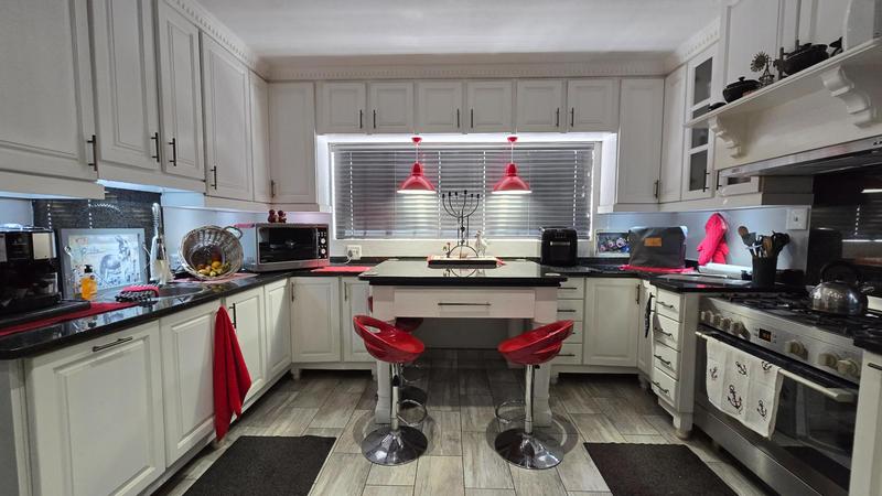 5 Bedroom Property for Sale in Barberton Mpumalanga