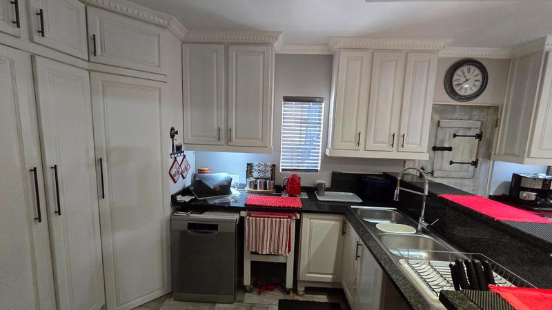 5 Bedroom Property for Sale in Barberton Mpumalanga
