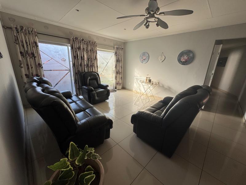4 Bedroom Property for Sale in Aerorand Mpumalanga