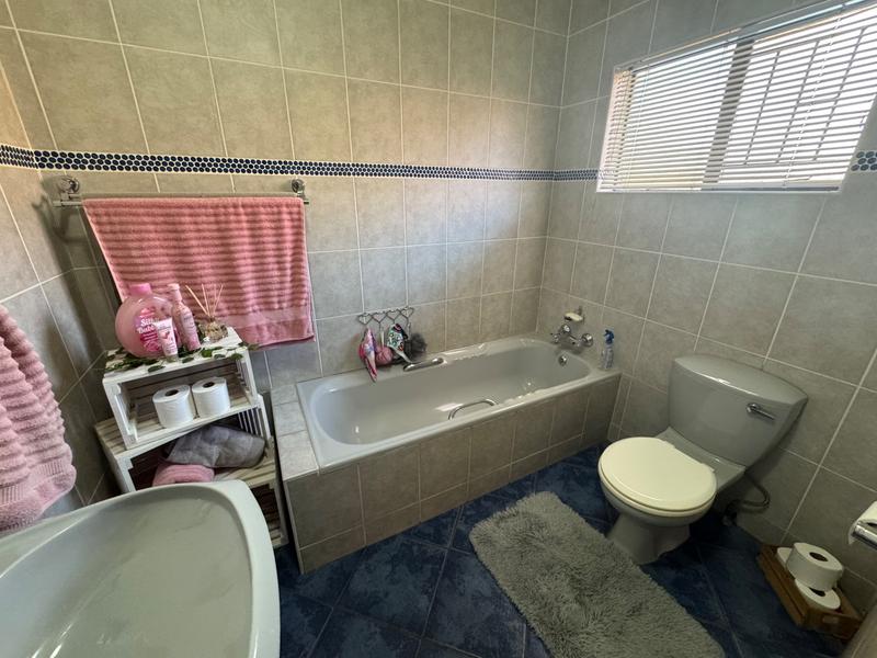 4 Bedroom Property for Sale in Aerorand Mpumalanga