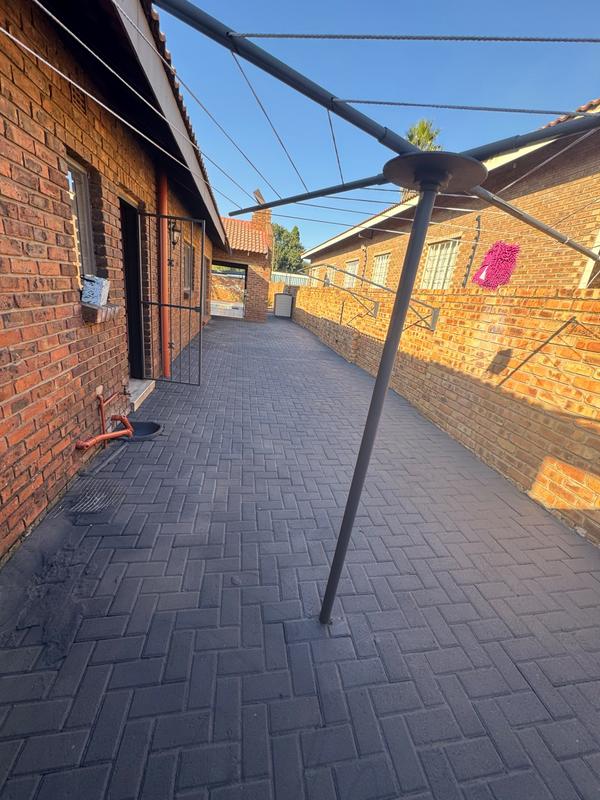 4 Bedroom Property for Sale in Aerorand Mpumalanga