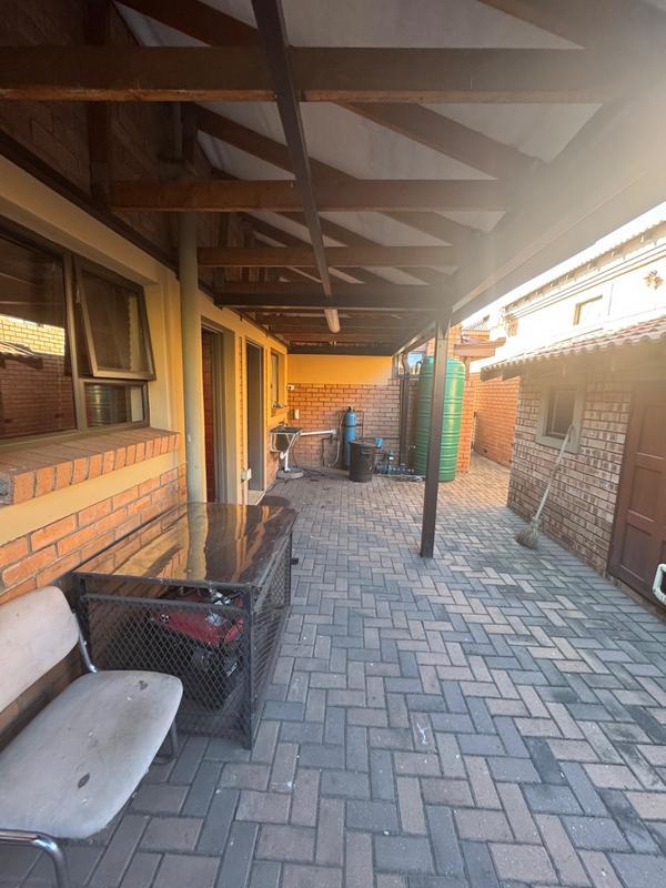 4 Bedroom Property for Sale in Clubville Mpumalanga