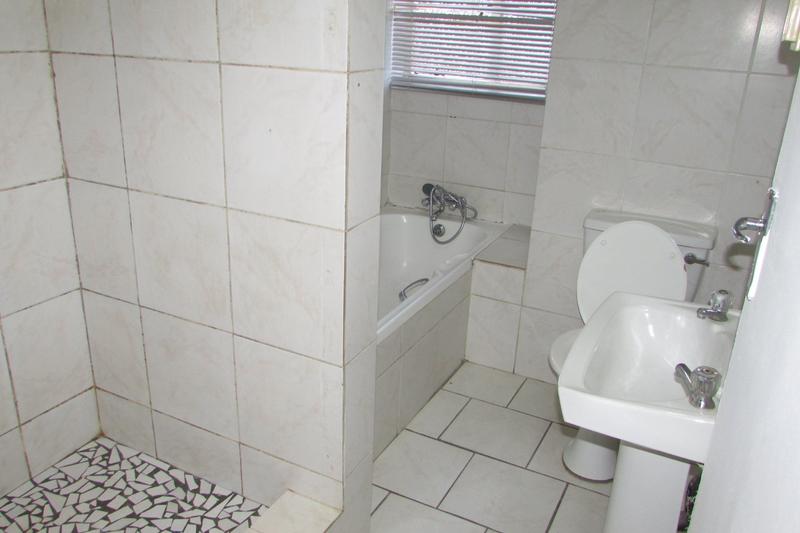 2 Bedroom Property for Sale in White River Mpumalanga