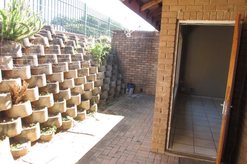 2 Bedroom Property for Sale in White River Mpumalanga